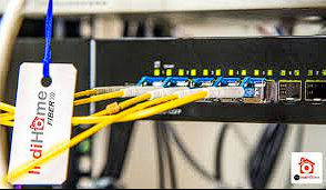 Untuk Cara Kerja Fiber Optik